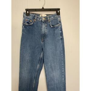 Zara High Rise Straight Tapered Denim Blue Jeans Size 2 The 90’s mom fit